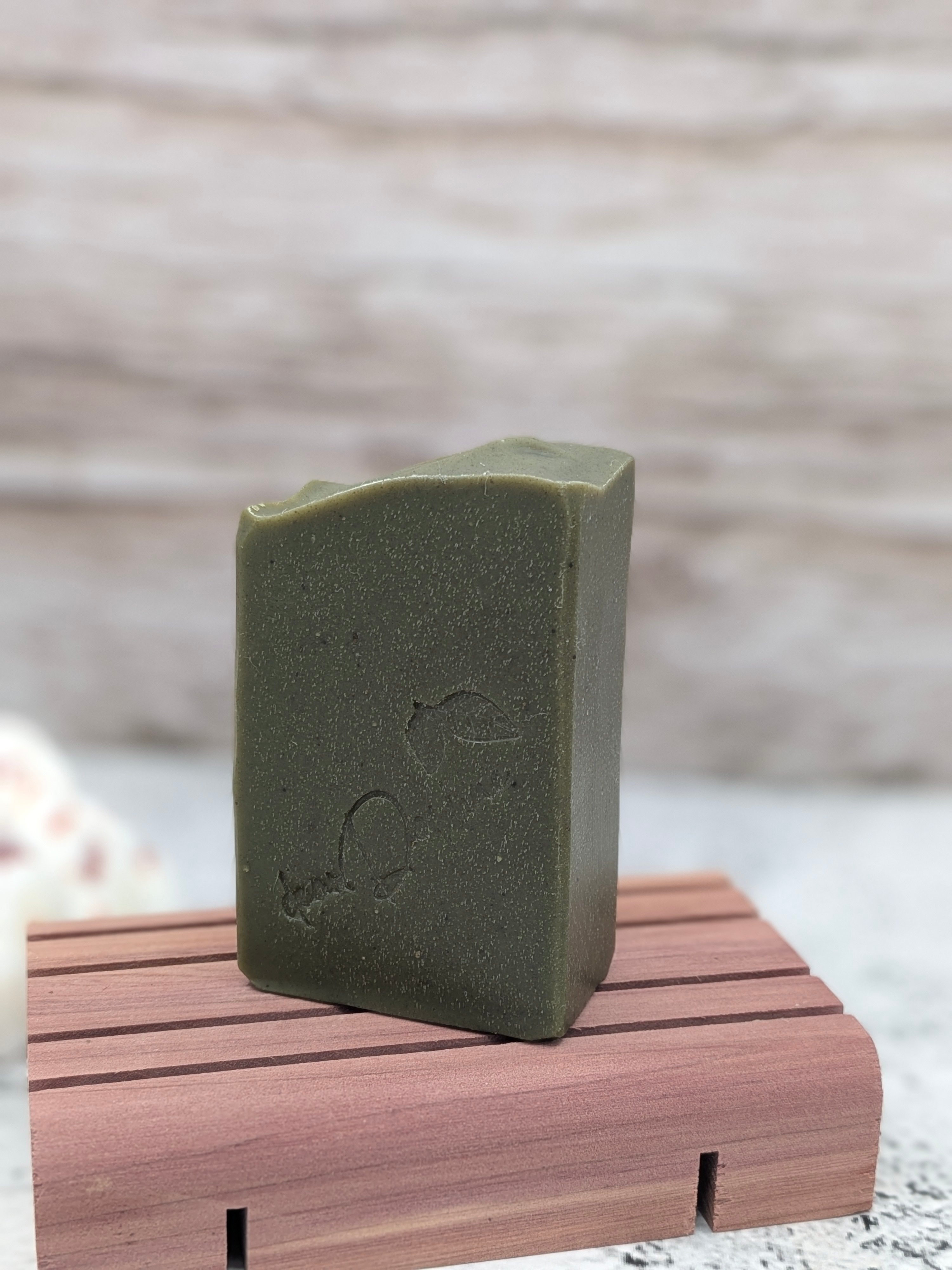 EMERALD COAST Handmade Soap Bar - Seaweed, Ess oils of Cypress, Cedarwood, Petite Size (Vegan)